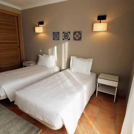 Apartamento Vila Sol Village 'south Sun' By Sapvillas