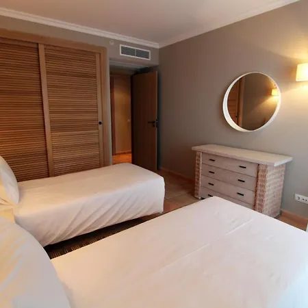 Vila Sol Village 'south Sun' By Sapvillas Quarteira